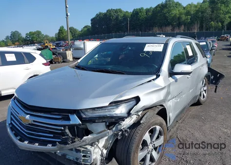 2022 Chevrolet Traverse Fwd Lt Leather z USA, uszkodzony, nr VIN 1GNERHKW0NJ131899